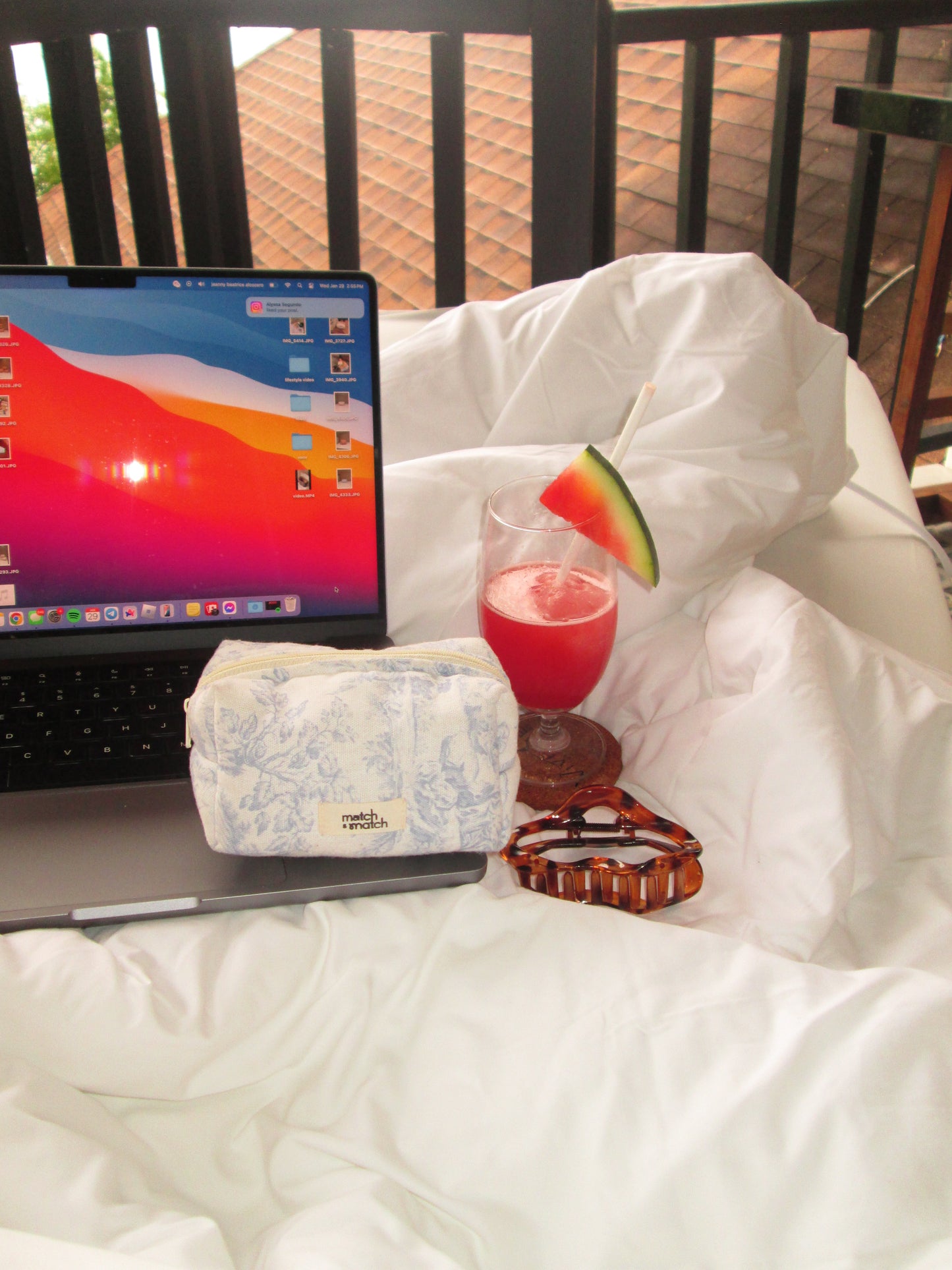 La Petite Dolce: Winter Éclair